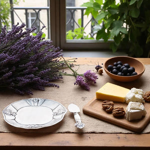Arthur Court Fleur De Lis Fleur-De-Lis Plate with Server