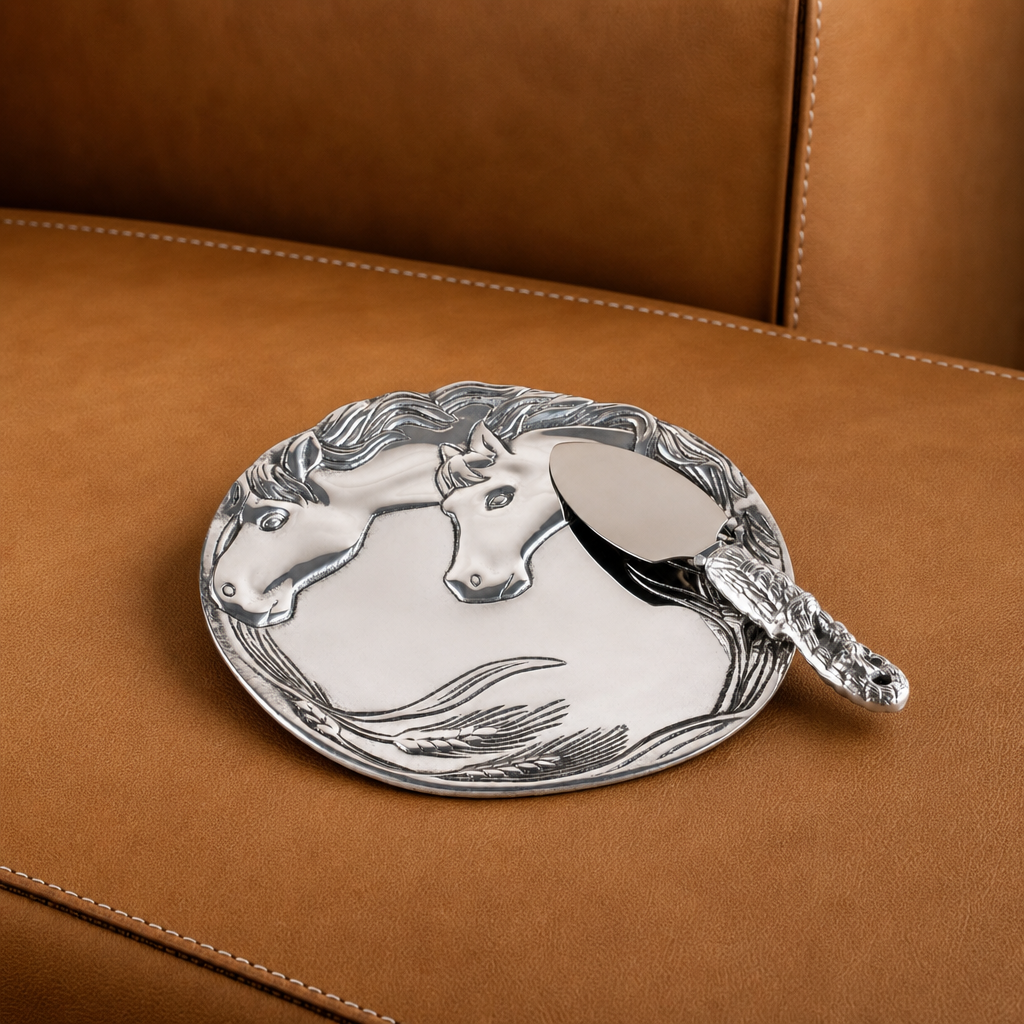 Horse Plate with Server 5