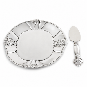 Fleur-De-Lis Plate with Server 1