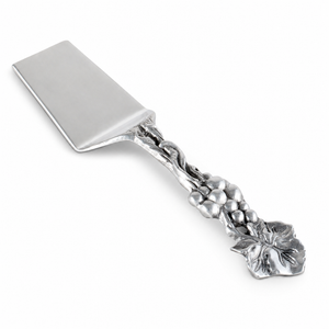 Grape Cake/Lasagna Server 1