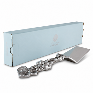 Grape Cake/Lasagna Server 7