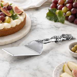 Grape Cake/Lasagna Server 6
