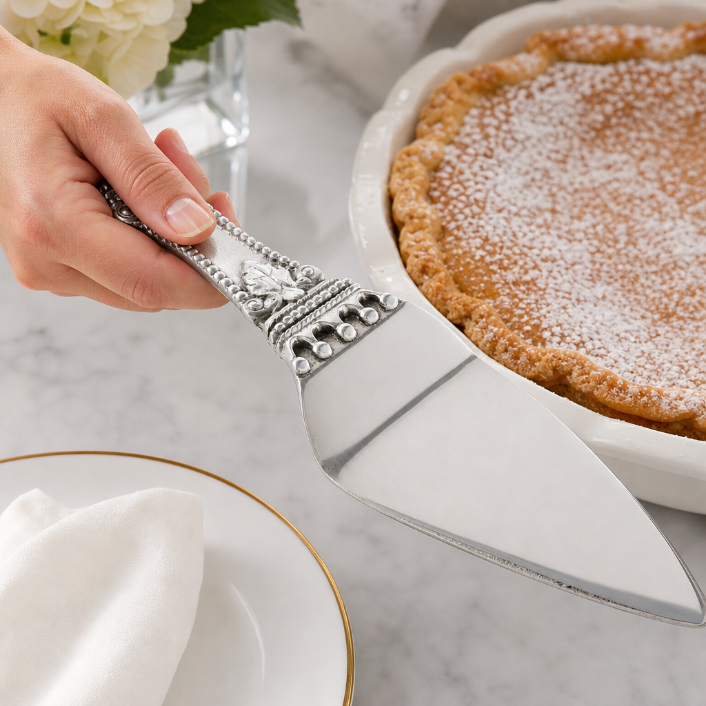 Mardi Gras Pie Server 8