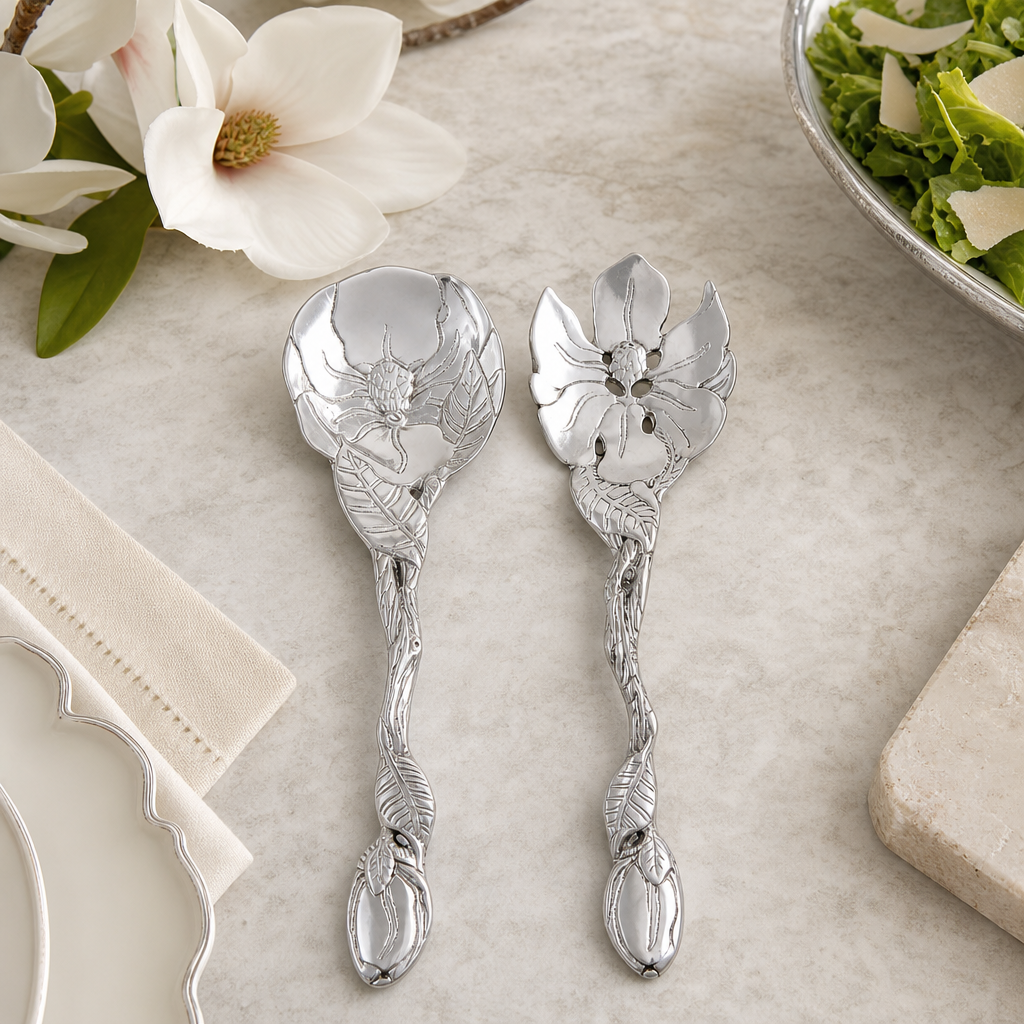 Magnolia Serving Set 1