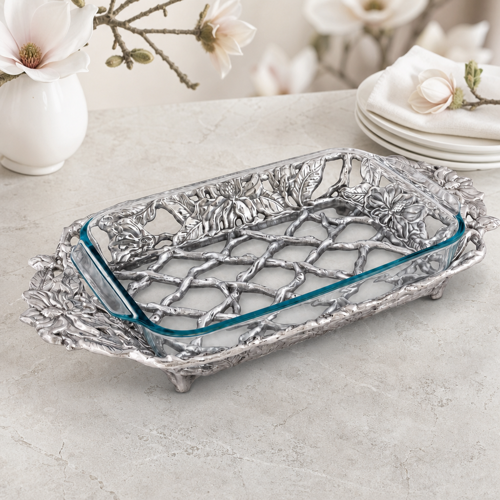 Magnolia Pyrex Holder 3qt 1