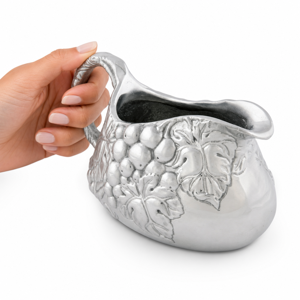 Grape Gravy Boat 9