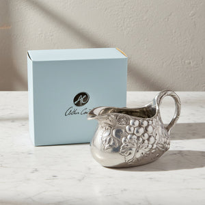 Grape Gravy Boat 10
