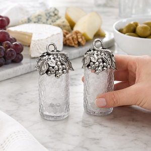 Grape Salt and Pepper Set 4