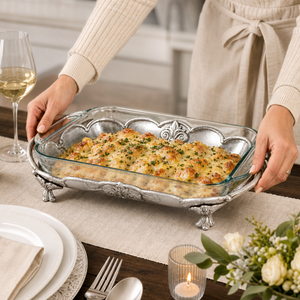 Fleur-De-Lis Pyrex Holder 3qt 4
