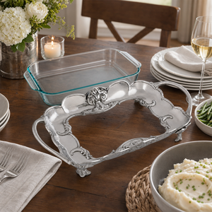 Fleur-De-Lis Pyrex Holder 3qt 7