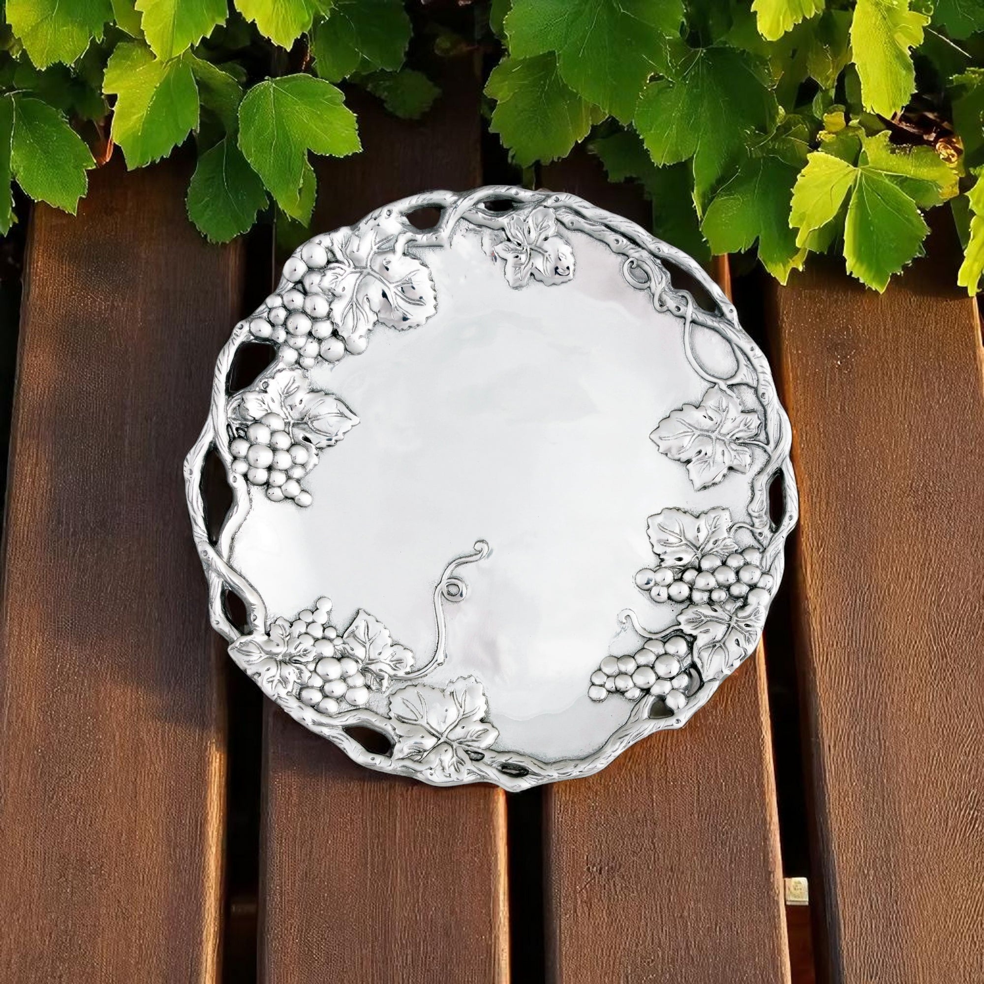 Grape Round Tray 15