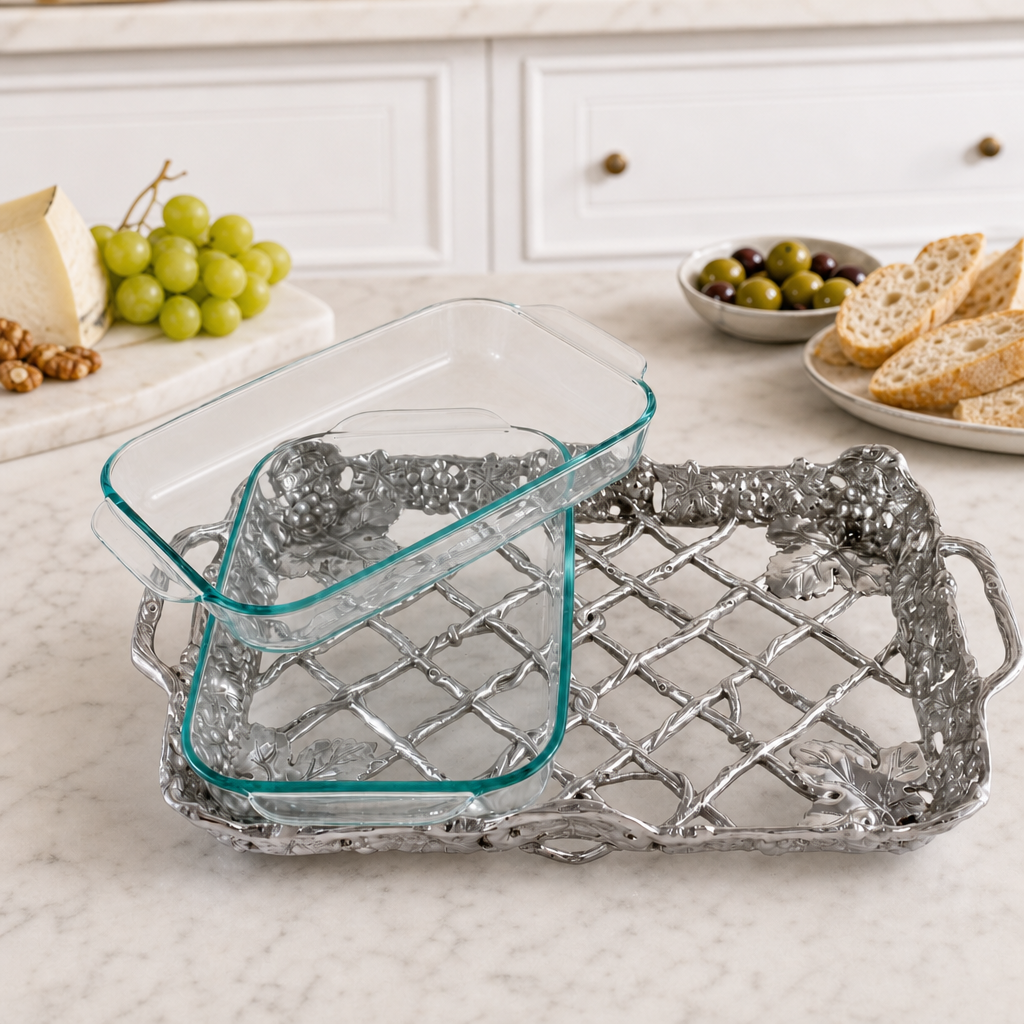 Grape Pyrex Holder 2qt 5