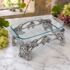 Elevated Grape Pyrex Holder 3qt 2
