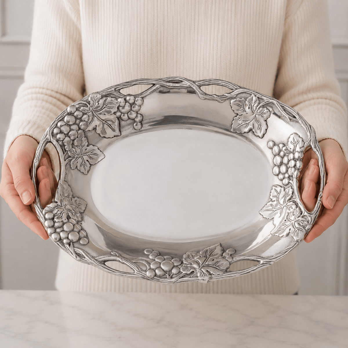 Grape Oval Tray 9
