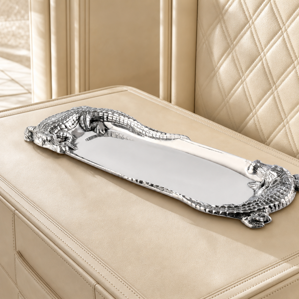 Alligator Figural Oblong Tray 1