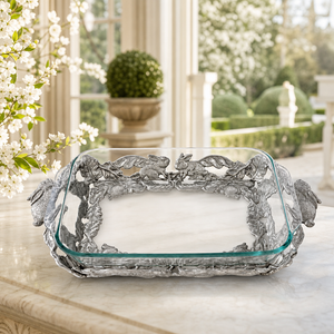 Bunny 3-Qt Casserole W/Pyrex 9