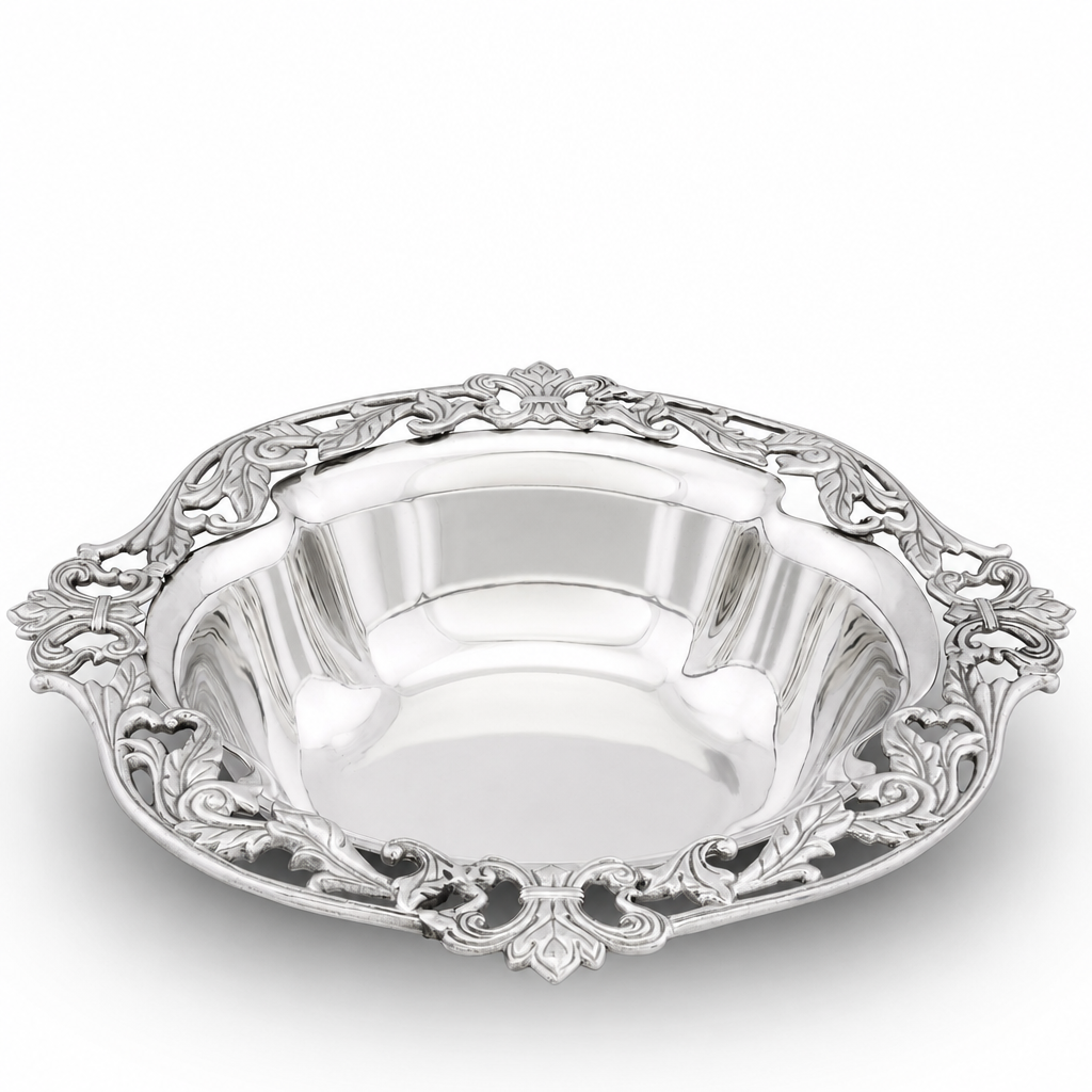 Acanthus Serving Bowl 1