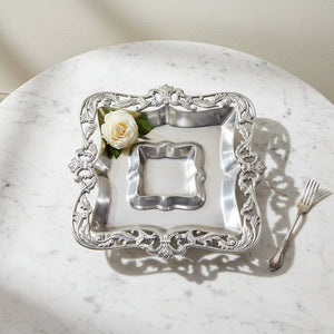 Acanthus Chip and Dip 10