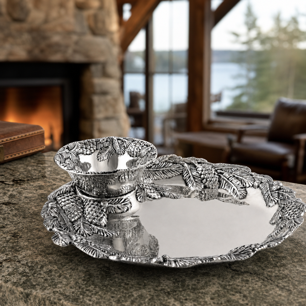 Pine Cone Forest Chip and Dip Tray 1