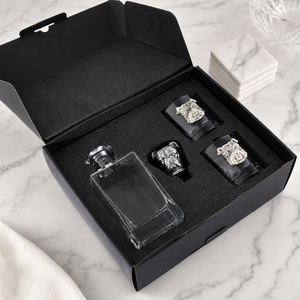 Bulldog Decanter Set with Glasses 3