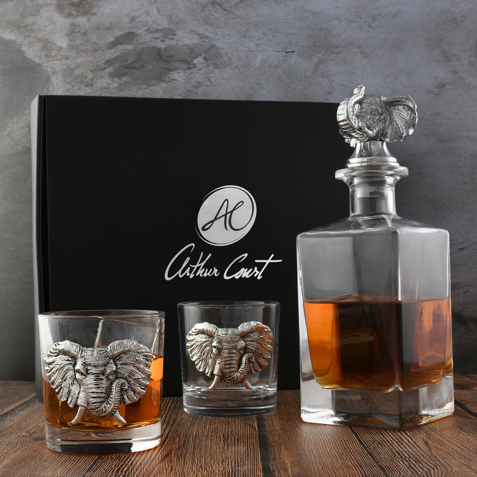 Elephant Decanter Set with Glasses 1