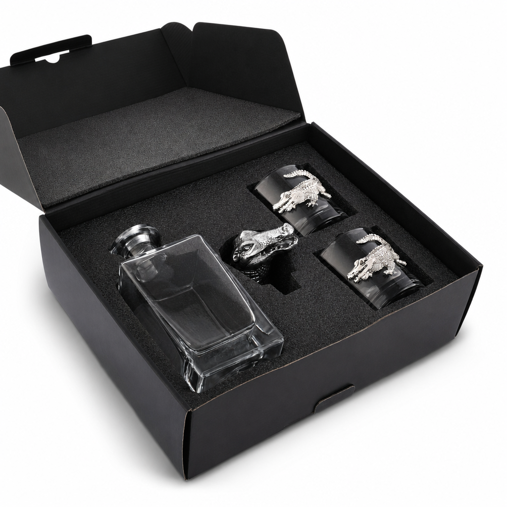 Alligator Decanter Set with Glasses 6