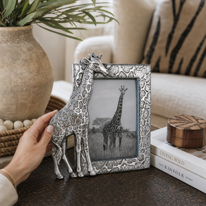 Giraffe Frame 4