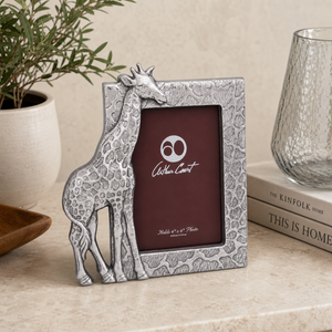 Giraffe Frame 3