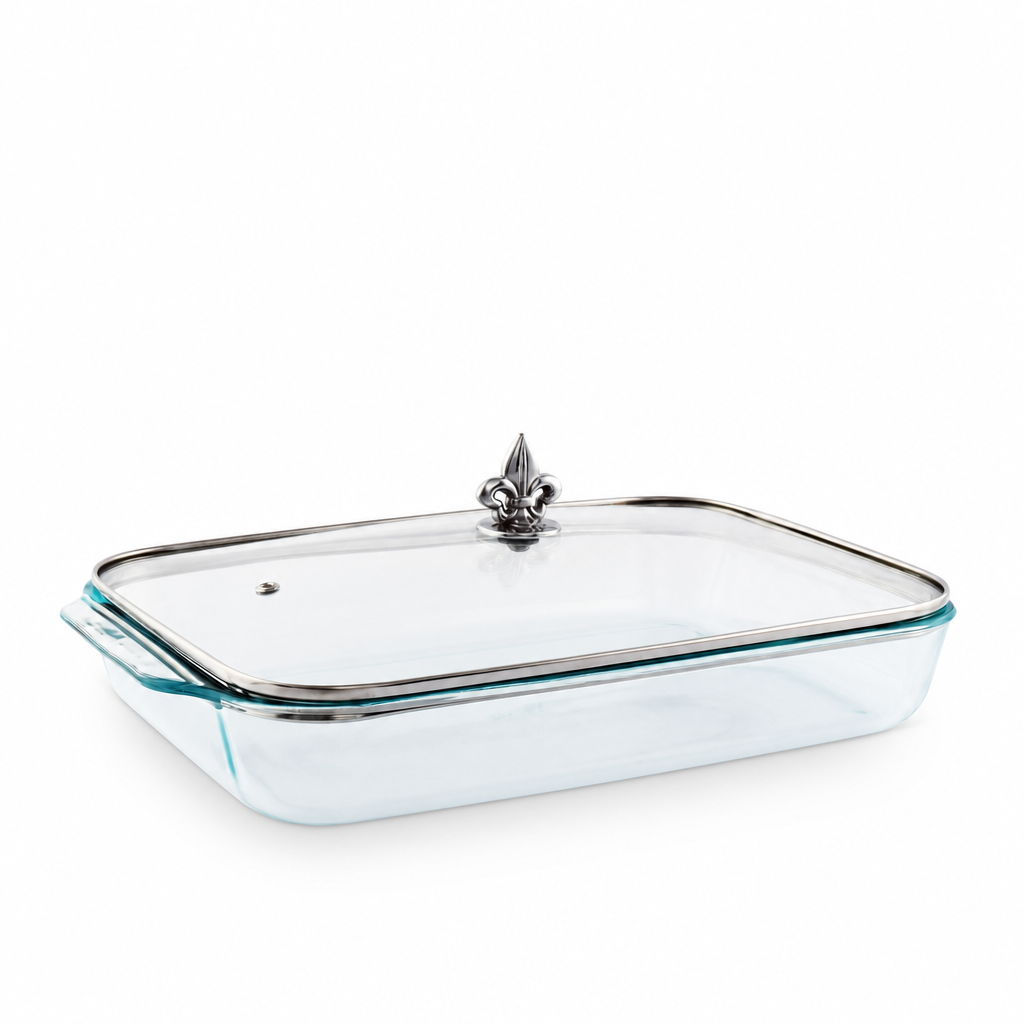 Fleur-de-Lis Lid with Pyrex 3 quart Baking Dish 1