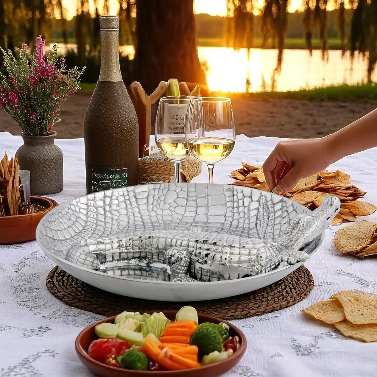 Arthur Court Alligator Alligator Chip and Dip