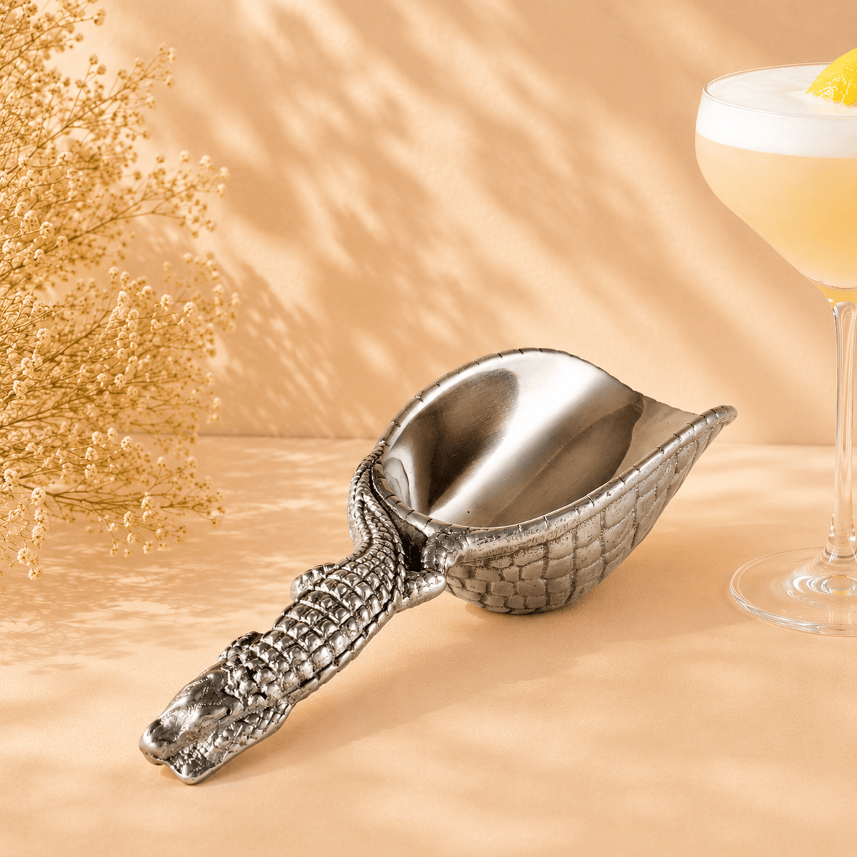 Arthur Court Alligator Alligator Ice Scoop