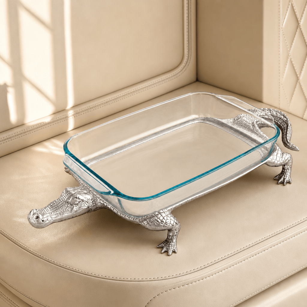 Arthur Court Alligator Alligator Pyrex Holder 3qt