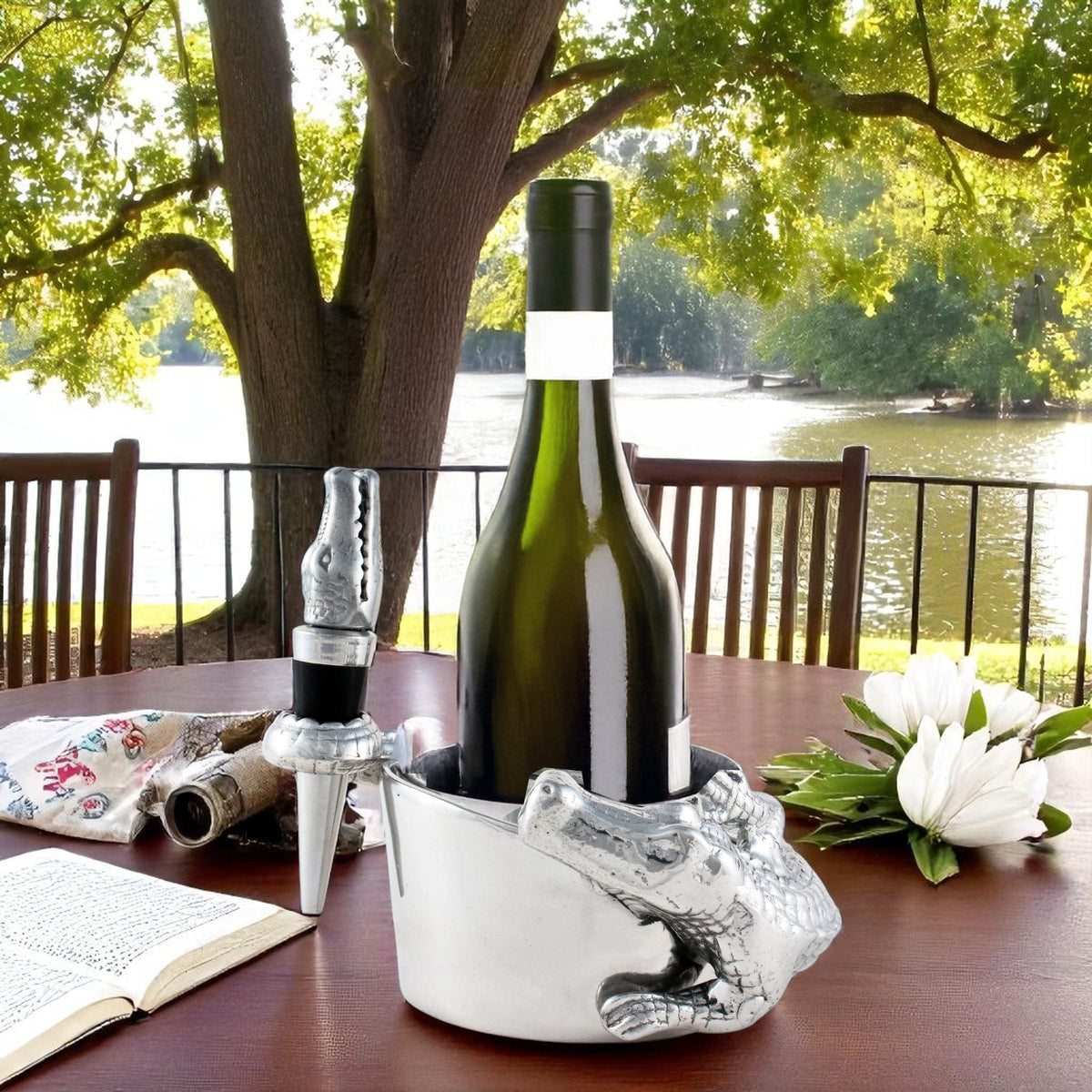 Arthur Court Alligator Alligator Wine Coaster and Stopper Set