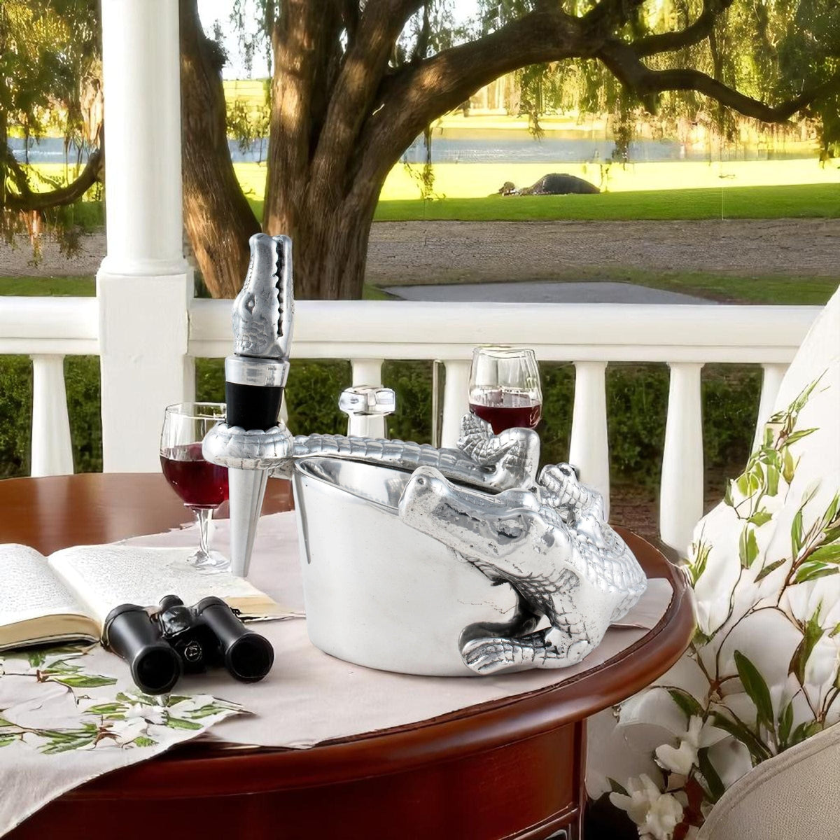 Arthur Court Alligator Alligator Wine Coaster and Stopper Set