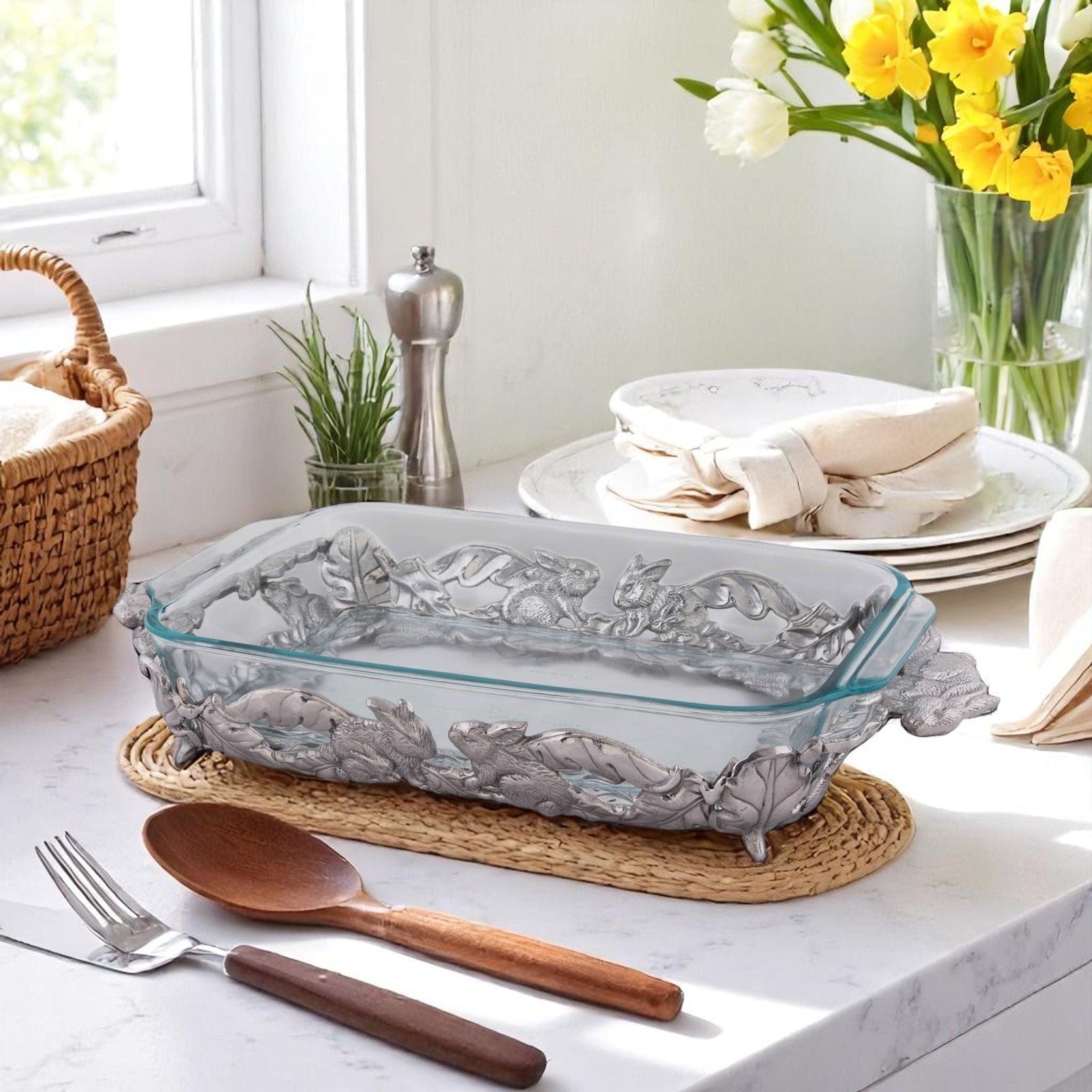 Arthur Court Bunny Bunny 3-Qt Casserole W/Pyrex