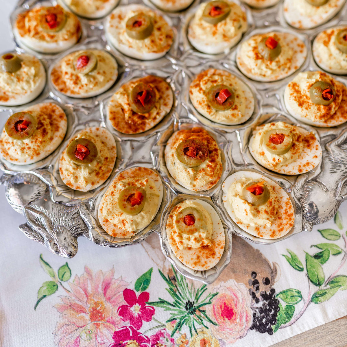 Arthur Court Bunny Bunny Deviled Egg Holder Large