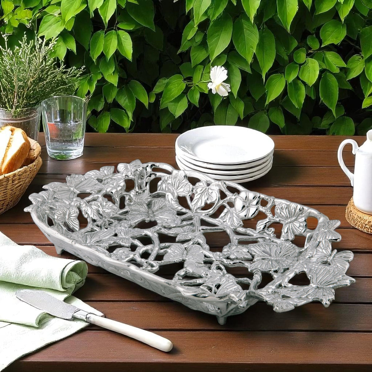 Arthur Court Butterfly Butterfly Pyrex Holder 3qt