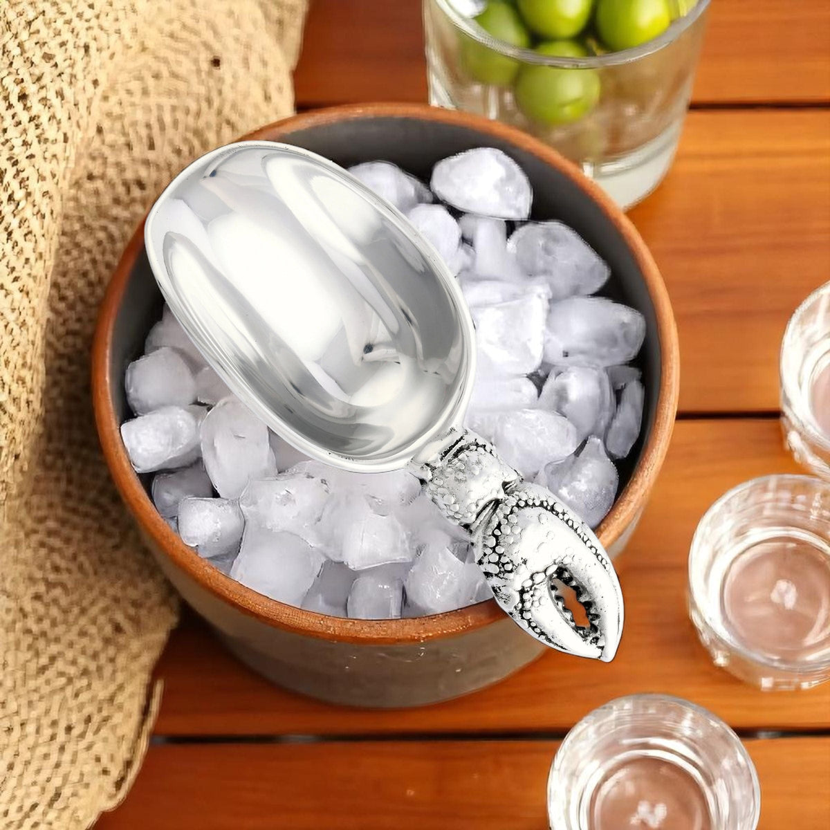 Arthur Court Coastal Crab Ice Scoop