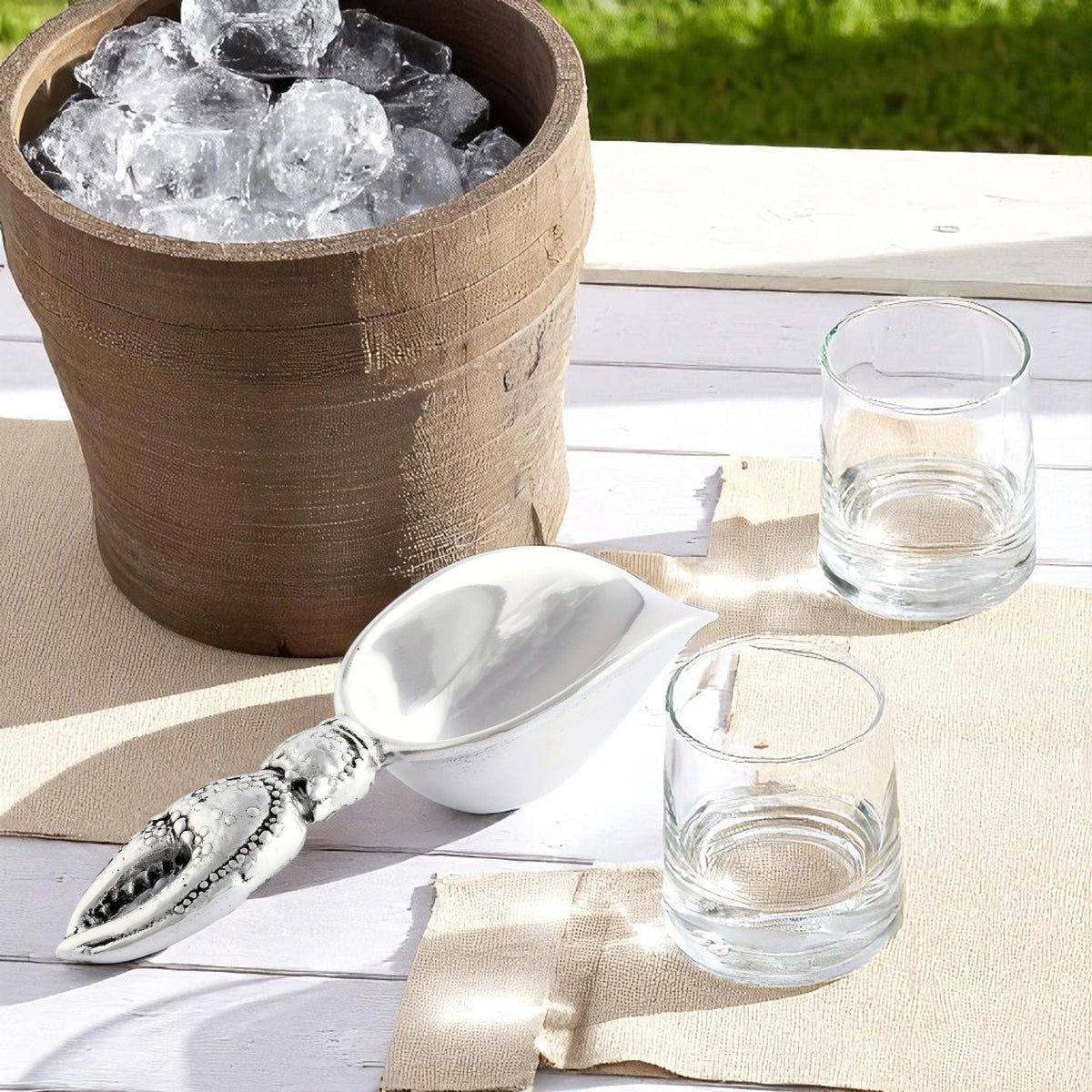 Arthur Court Coastal Crab Ice Scoop