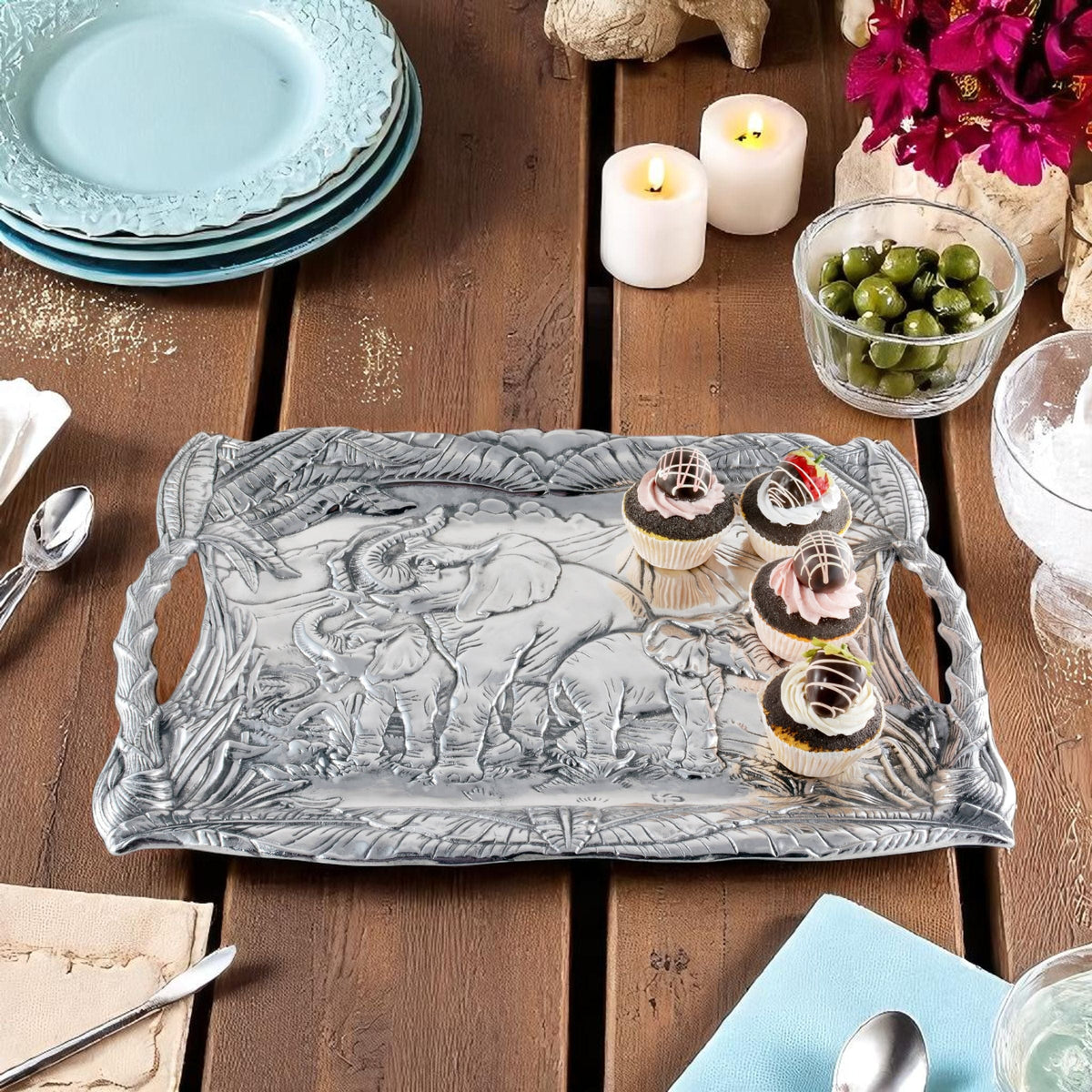 Arthur Court Elephant Elephant Clutch Tray