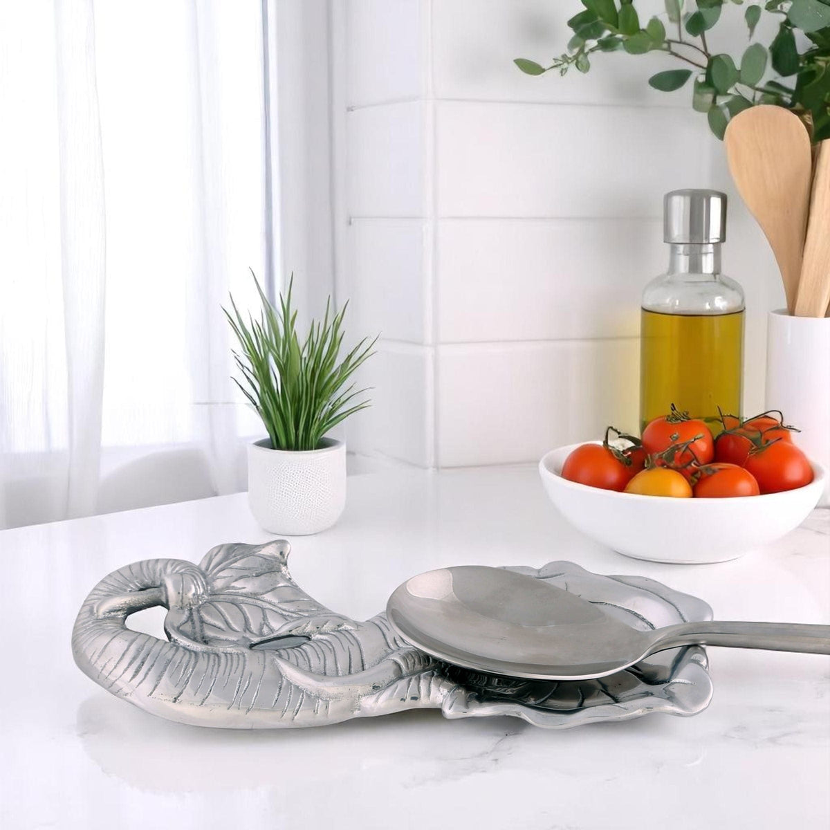 Arthur Court Elephant Elephant Spoon Rest