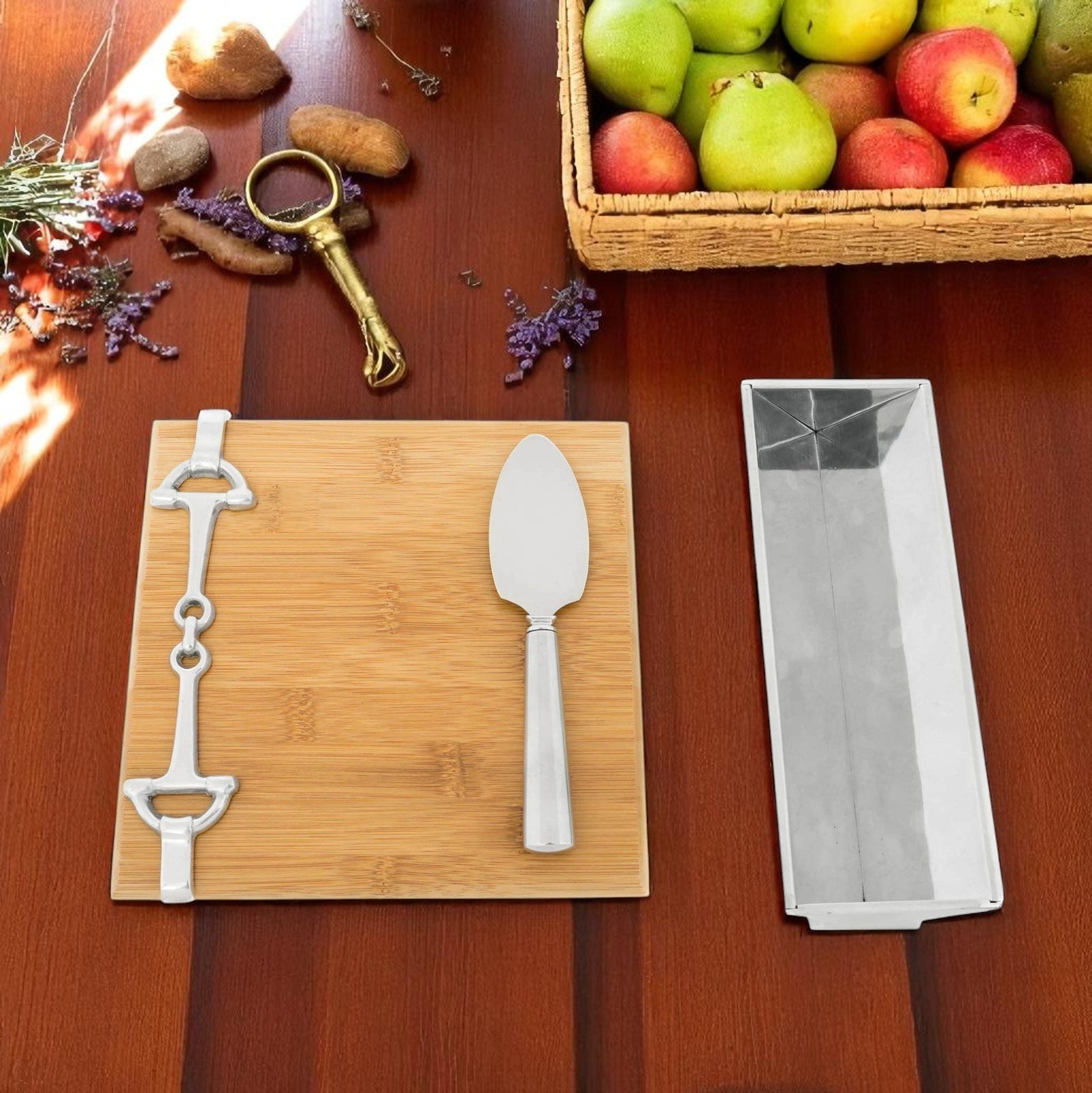 Arthur Court Equestrian Equestrian Bamboo Cheese Set