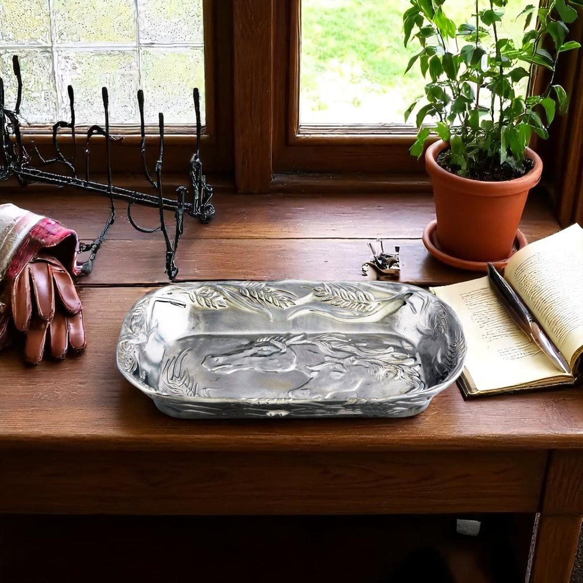 Arthur Court Equestrian Horse Catch All