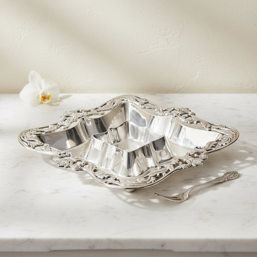 Arthur Court Fleur De Lis Acanthus Chip and Dip