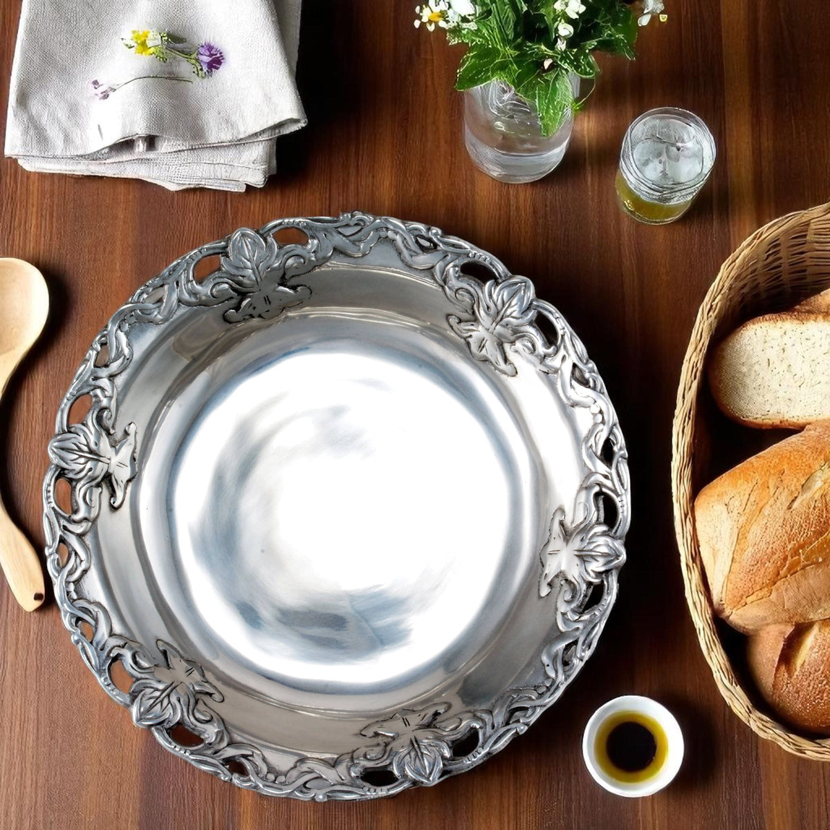 Arthur Court Fleur De Lis Fleur-De-Lis 12 Bowl