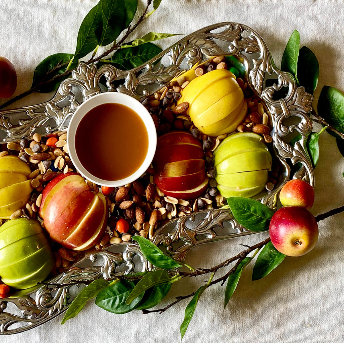 Arthur Court Fleur De Lis Fleur-De-Lis Acanthus Oblong