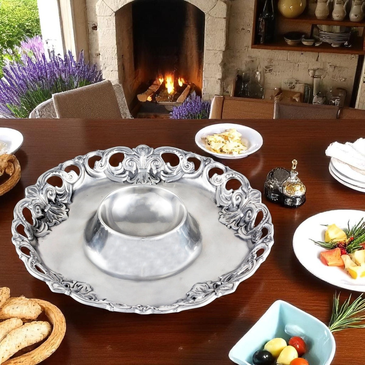 Arthur Court Fleur De Lis Fleur-De-Lis Chip and Dip