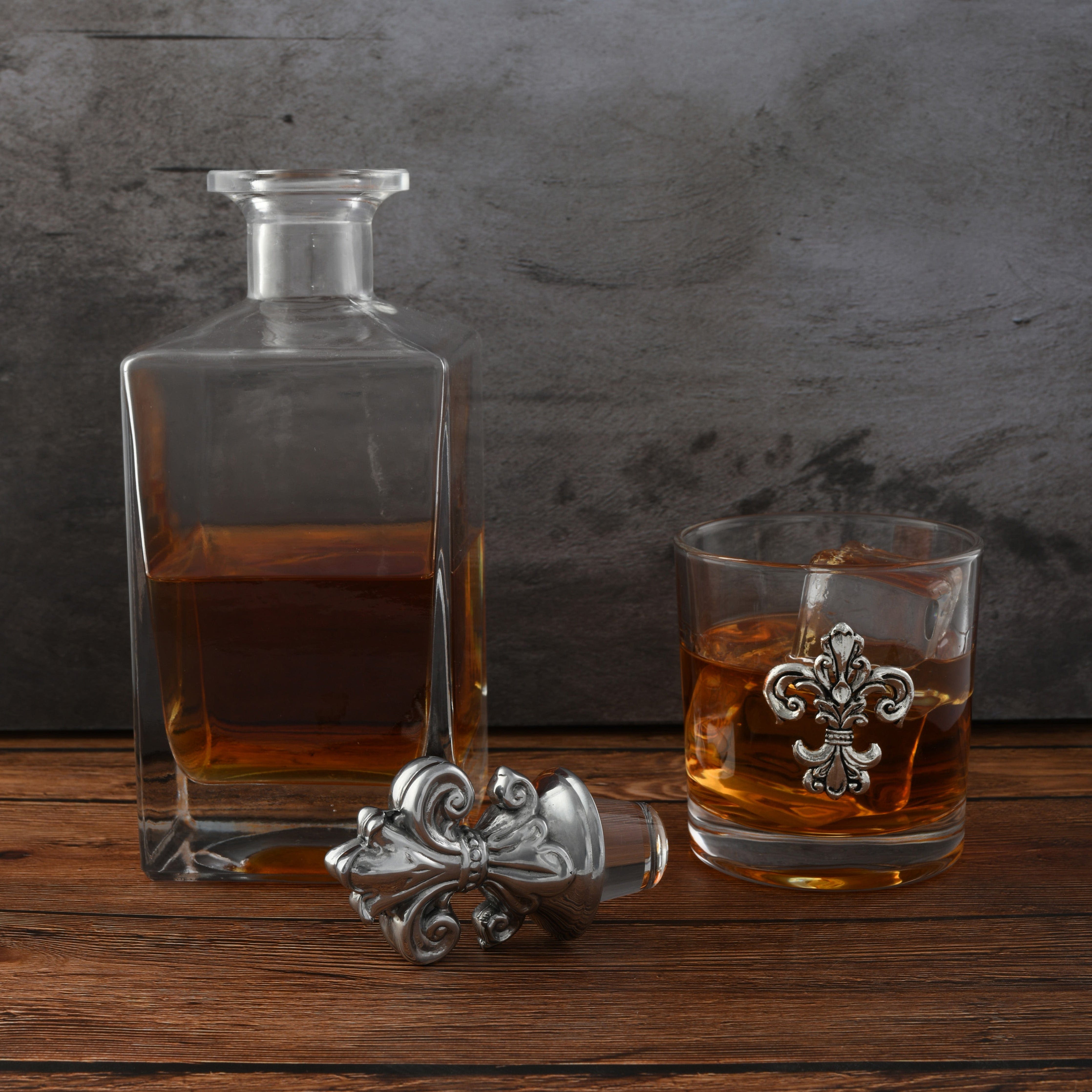 The Wine Savant Set Di Decanter Per Pistola Per Whisky E Bicchierini Per Pistola - Viene Fornito Con Una Grande Custodia Per Il Trasporto Accessori Per Feste Bottiglia Di Decanter The Wine Savant Set Di Decanter Per Pistola Per Whisky E Bicchierini Per Pistola - Viene Fornito Con Una Grande Custodia Per Il Trasporto Accessori Per Feste Bottiglia Di Decanter