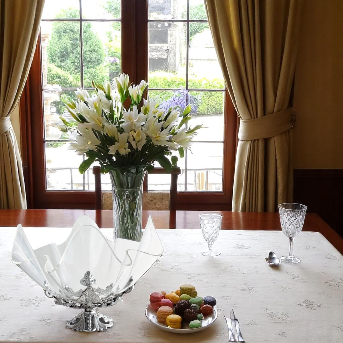 Arthur Court Fleur De Lis Fleur-De-Lis Stand Acrylic Bowl 14