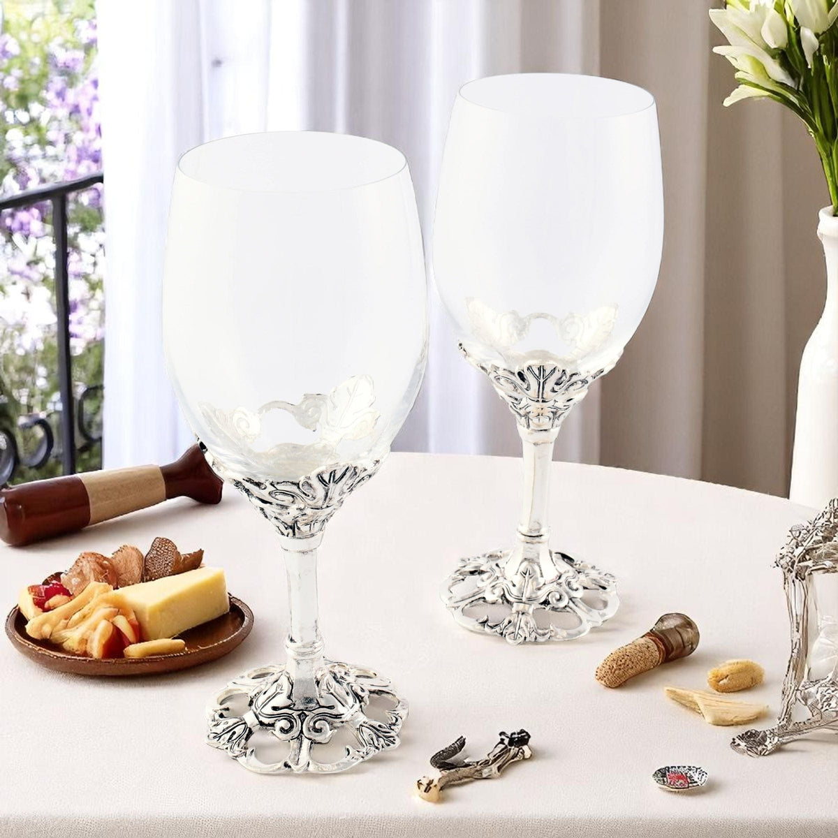 Arthur Court Fleur De Lis Fleur-De-Lis Wine Glasses